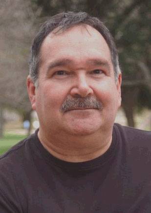 Fito Kahn Headshot