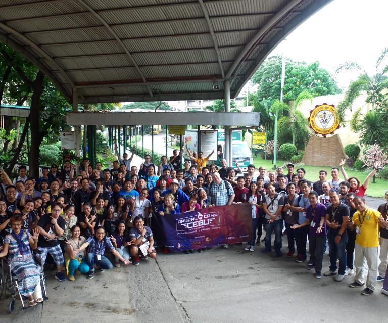A group image of Drupalcamp Cebu 2017 attendees.